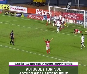 离谱！38岁比达尔踢飞点球+头球乌龙，恼羞成怒与自家门将大吵