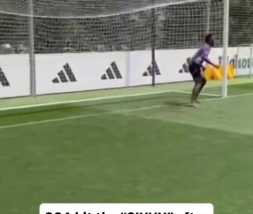 😂亚历山大踢点球骗过维尼修斯罚入 模仿C罗SIUUU庆祝&哈登撒盐